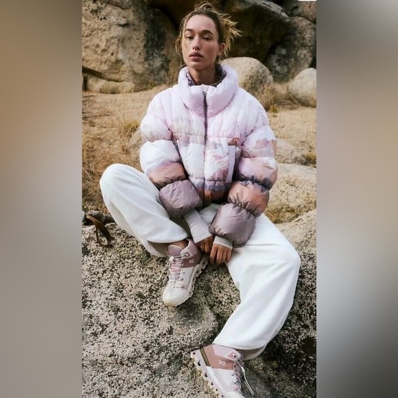 Free People Movement In A Bubble Shine Puffer Jacket, Size XL (v) - Picture 1 of 14